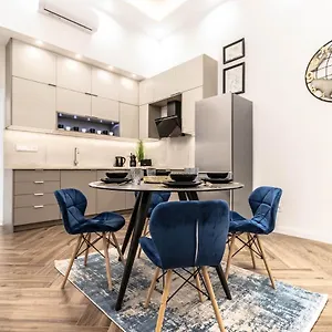 Apartament Assea Elegant With 2 Bedroom In Downtown, Budapeszt