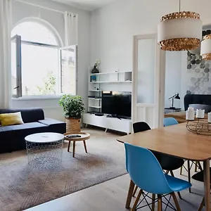 Homes בודפשט